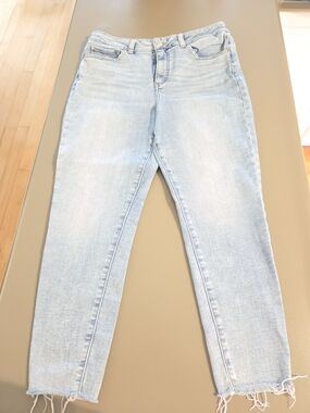 Denver Hayes Light Blue Cropped Slim Jeans